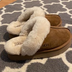 Ugg “Disquette” - Brand New